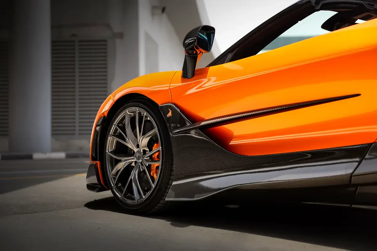 MCLAREN 720S COUPE 2023