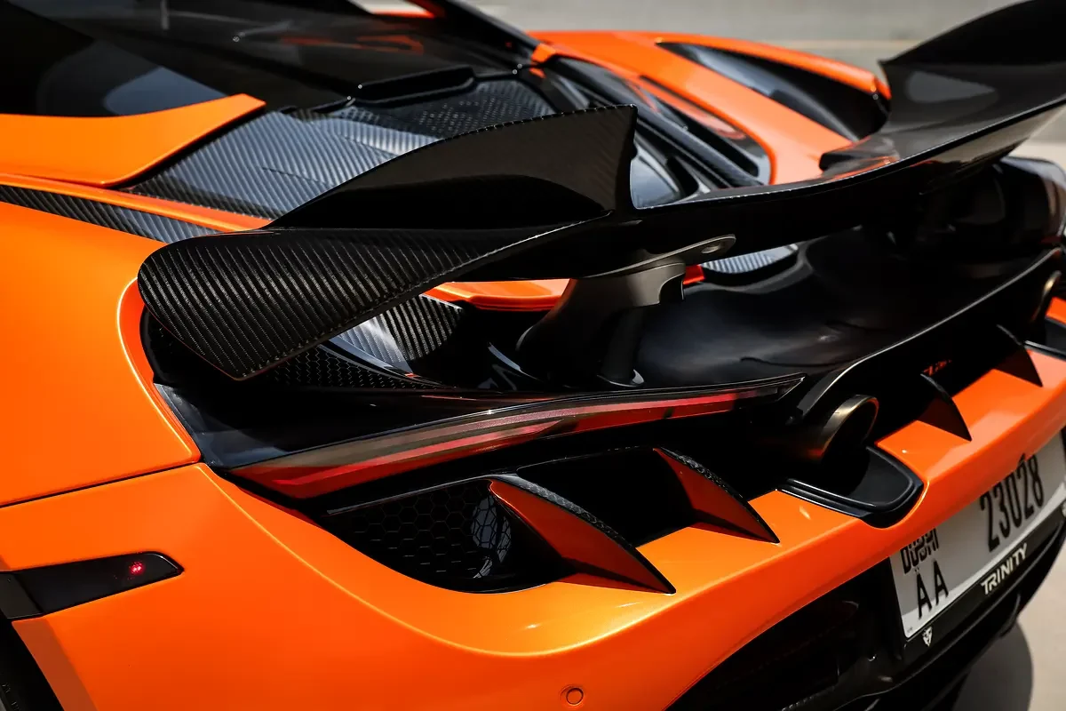 MCLAREN 720S COUPE 2023