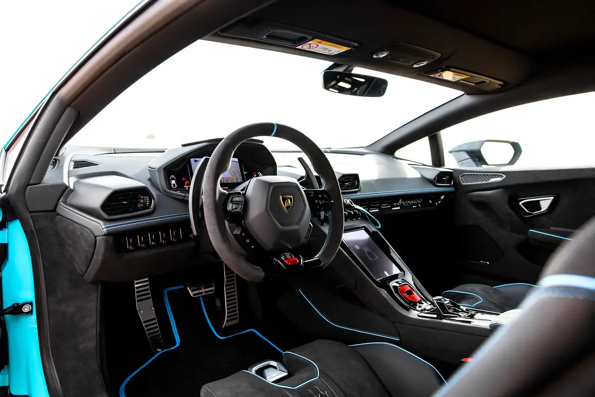 LAMBORGHINI HURACAN 2024