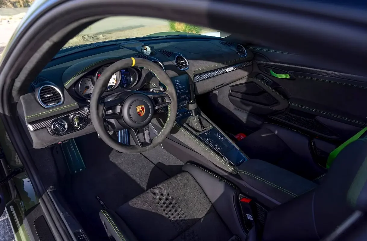PORSCHE 718 / BOXSTER 2026