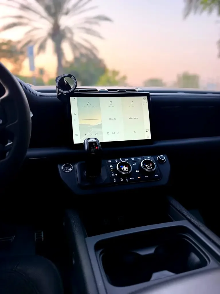 LAND ROVER DEFENDER 2023