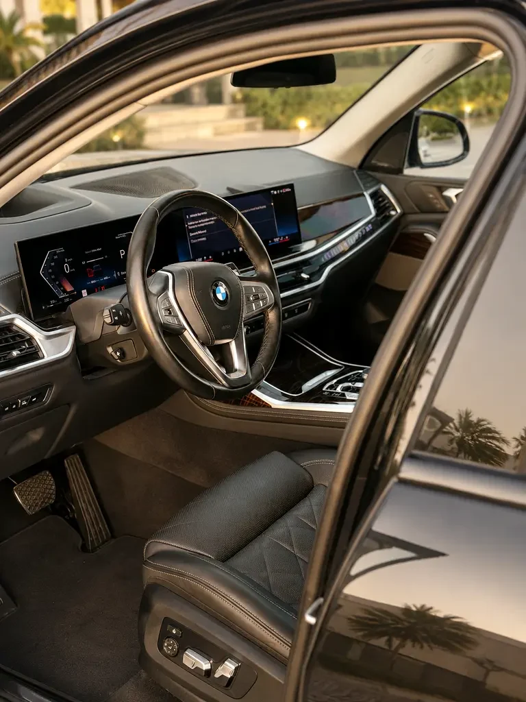 بي أم دبليو X7 2024