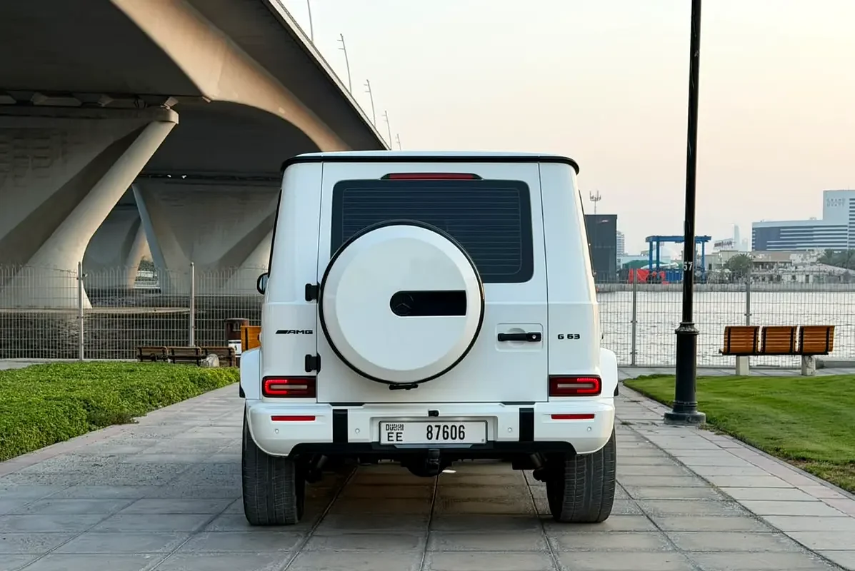 MERCEDES G CLASS 2025