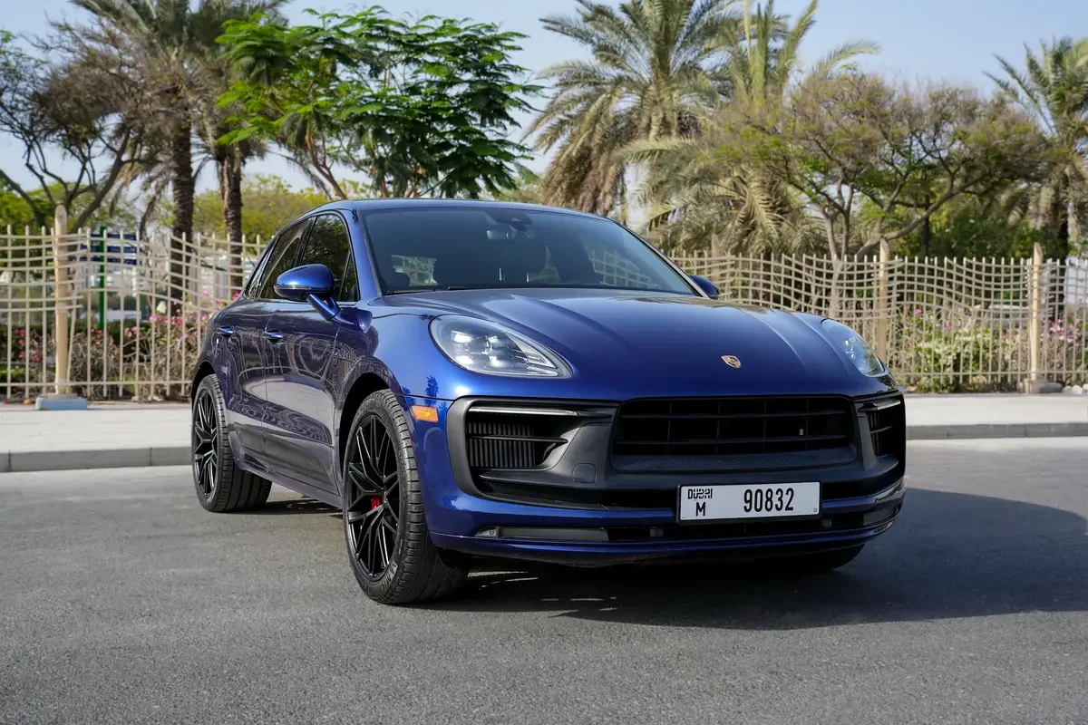 بورش ماكان 2023