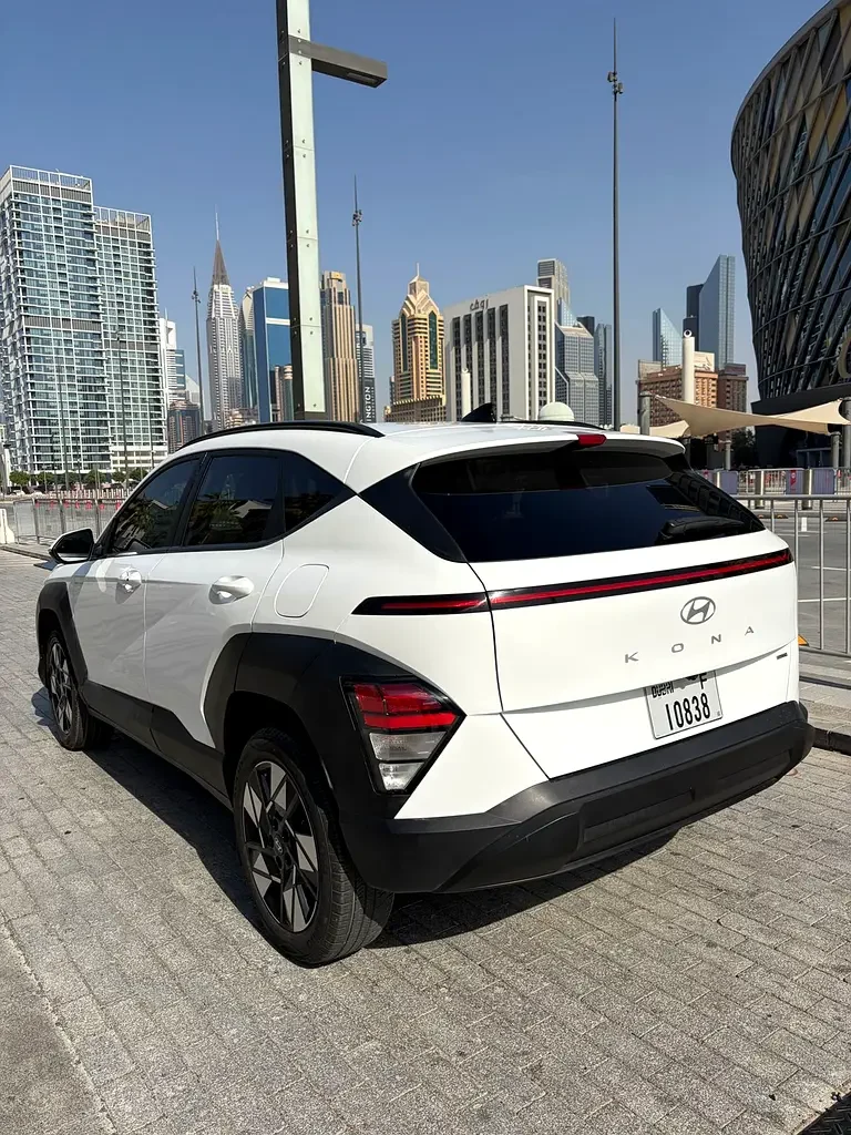 HYUNDAI KONA 2024