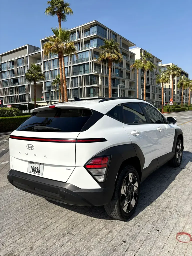 HYUNDAI KONA 2024