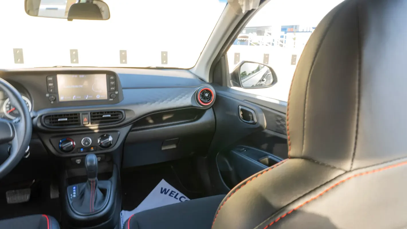 HYUNDAI I10 2025