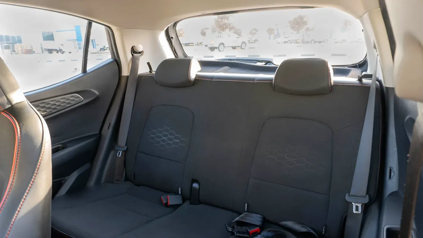 HYUNDAI I10 2025