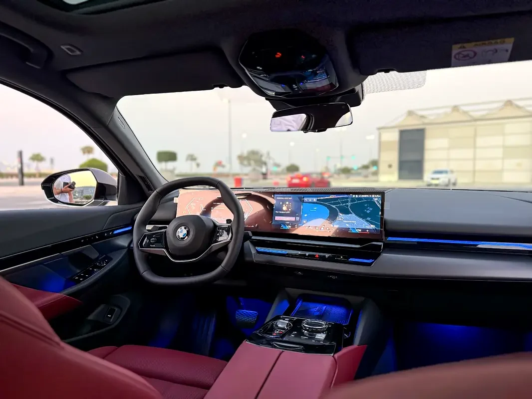 BMW 5 SERIES 2026