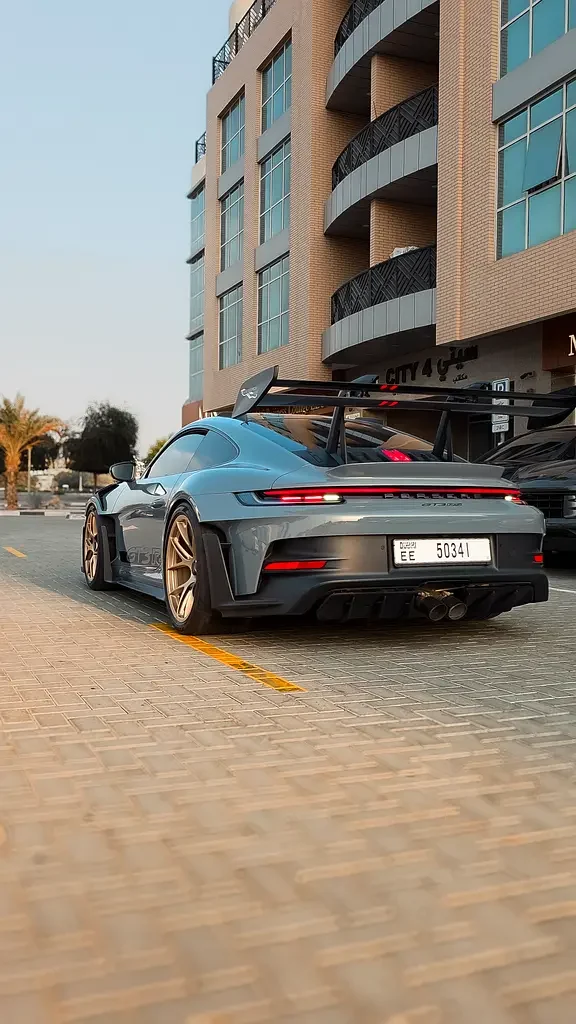 PORSCHE 911 2024