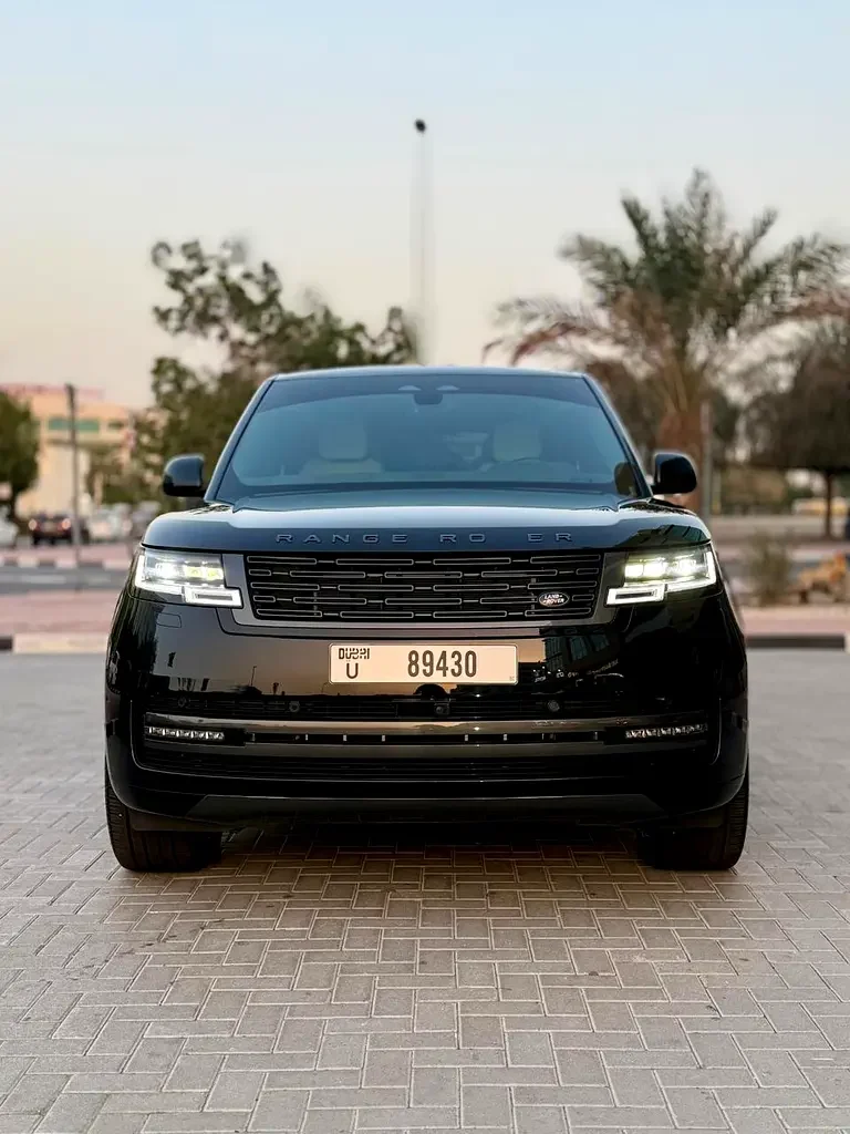 لاند روفر فوج 2025
