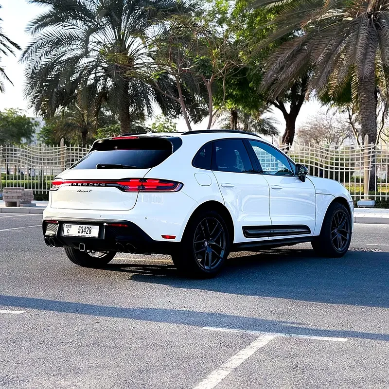بورش ماكان 2024