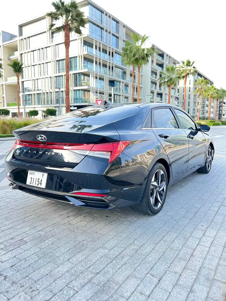 HYUNDAI ELANTRA 2023
