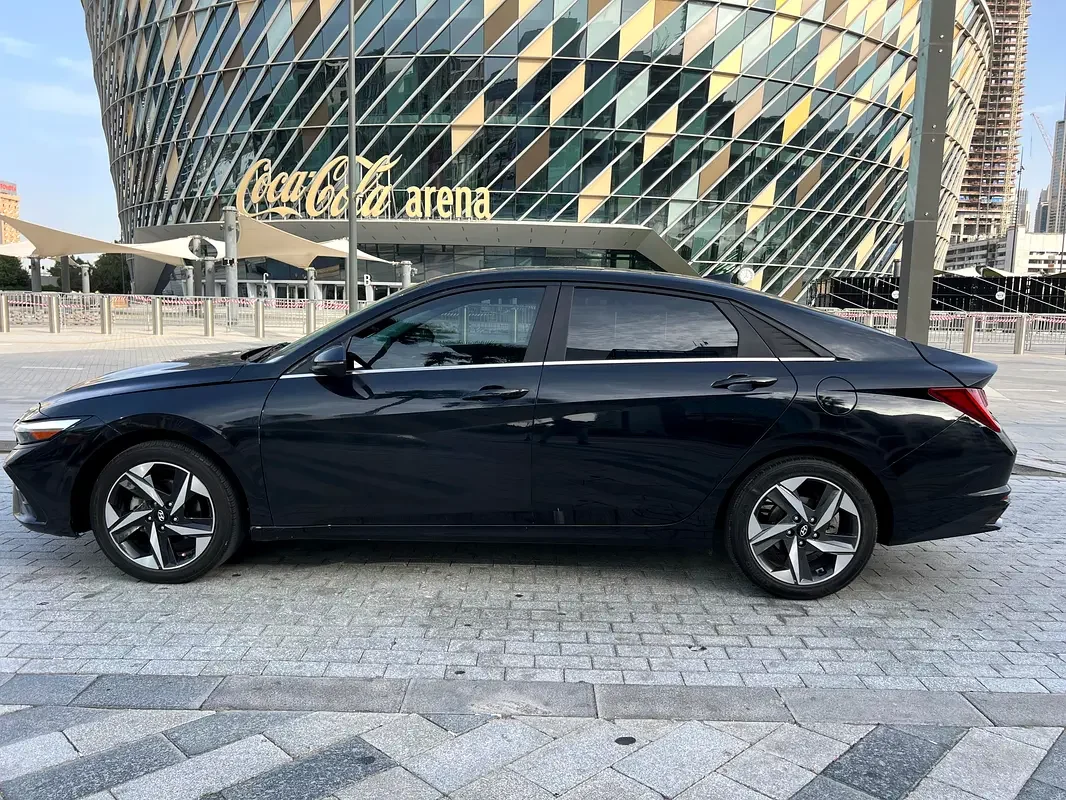 HYUNDAI ELANTRA 2023
