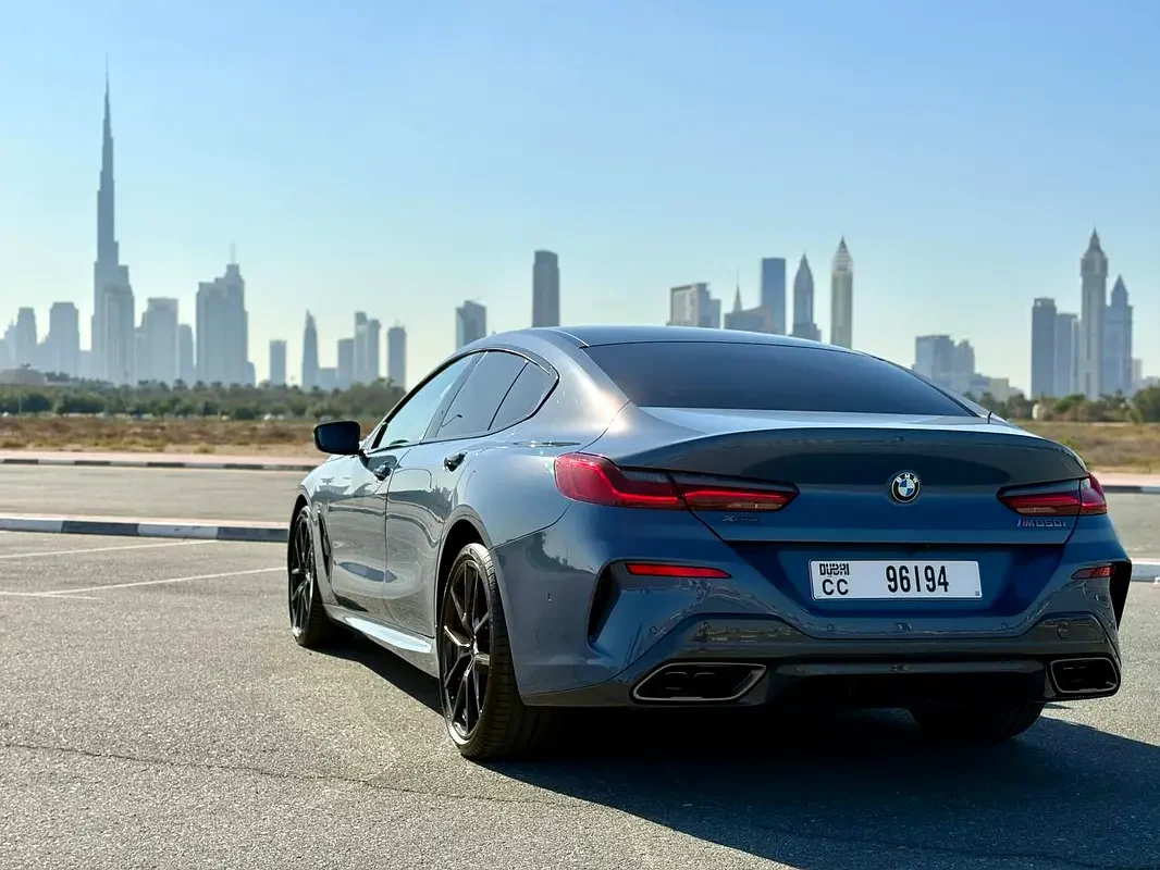 BMW 8 SERIES 2021