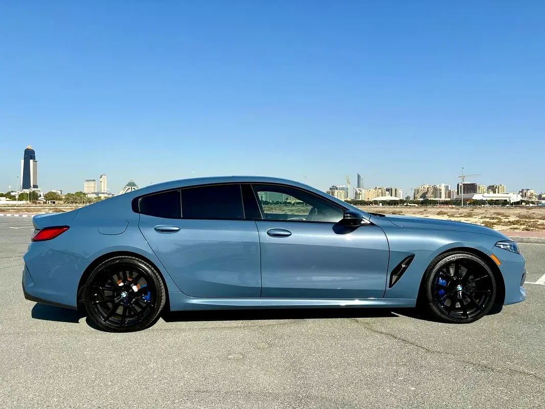 BMW 8 SERIES 2021