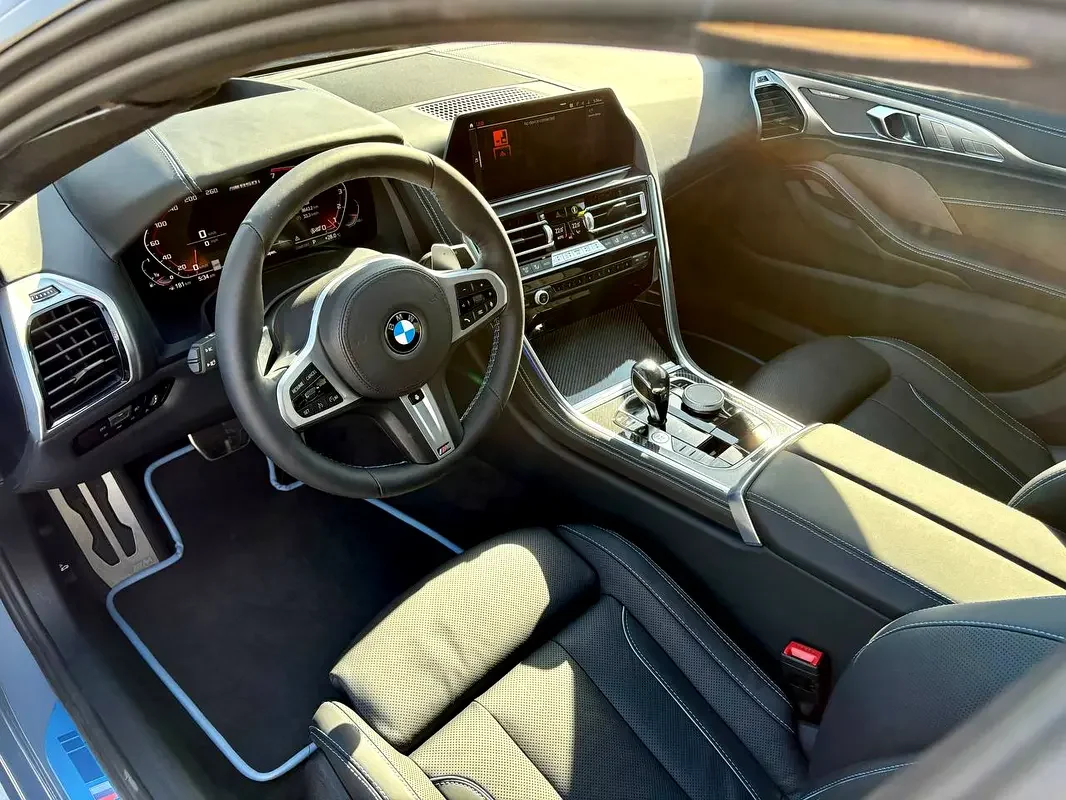 BMW 8 SERIES 2021