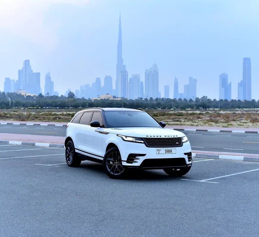 لاند روفر فيلار 2024