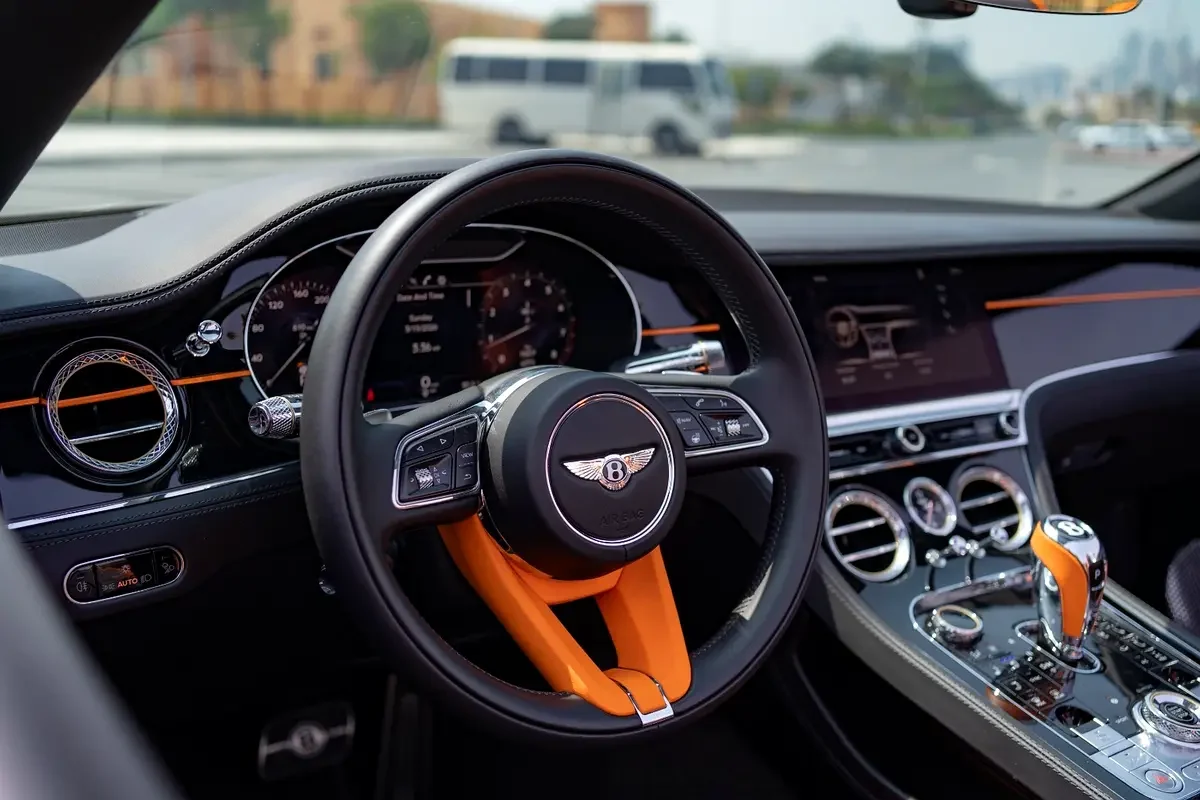 BENTLEY CONTINENTAL 2024