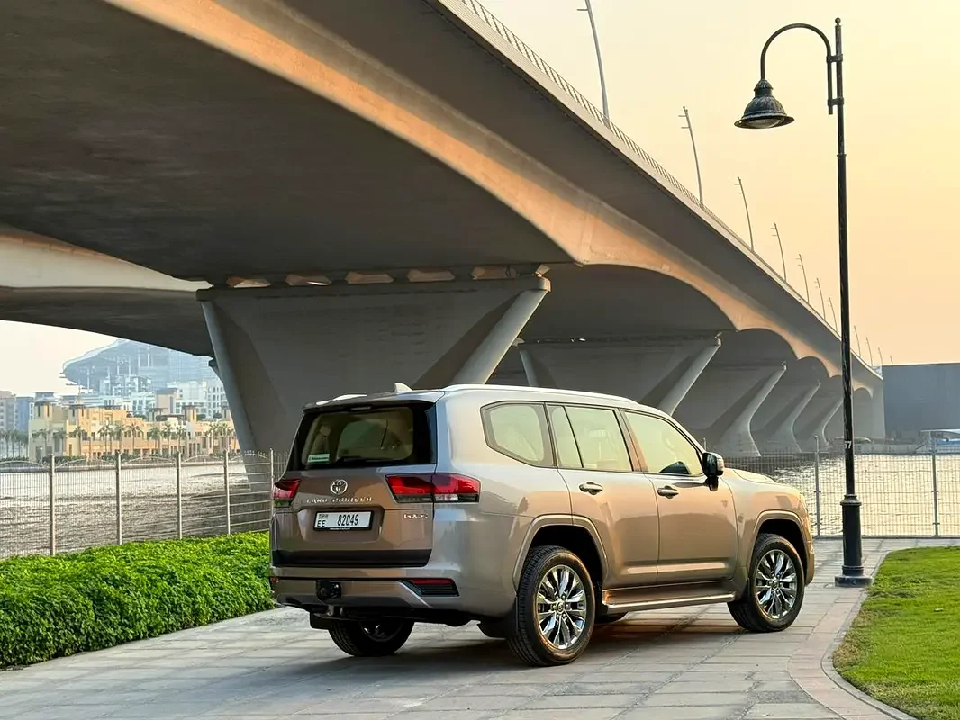 TOYOTA LAND CRUISER 2025