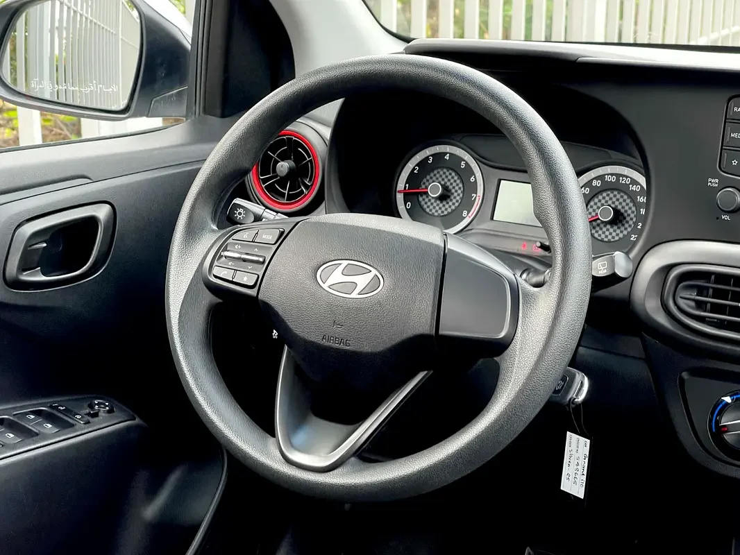 HYUNDAI I10 2025