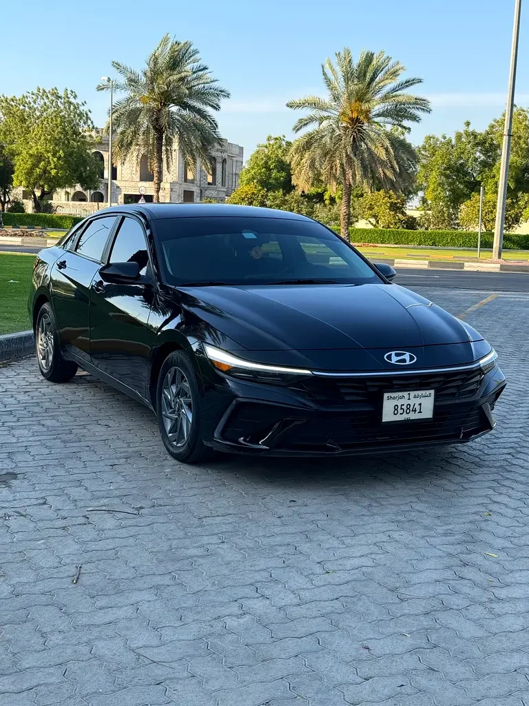 HYUNDAI ELANTRA 2024