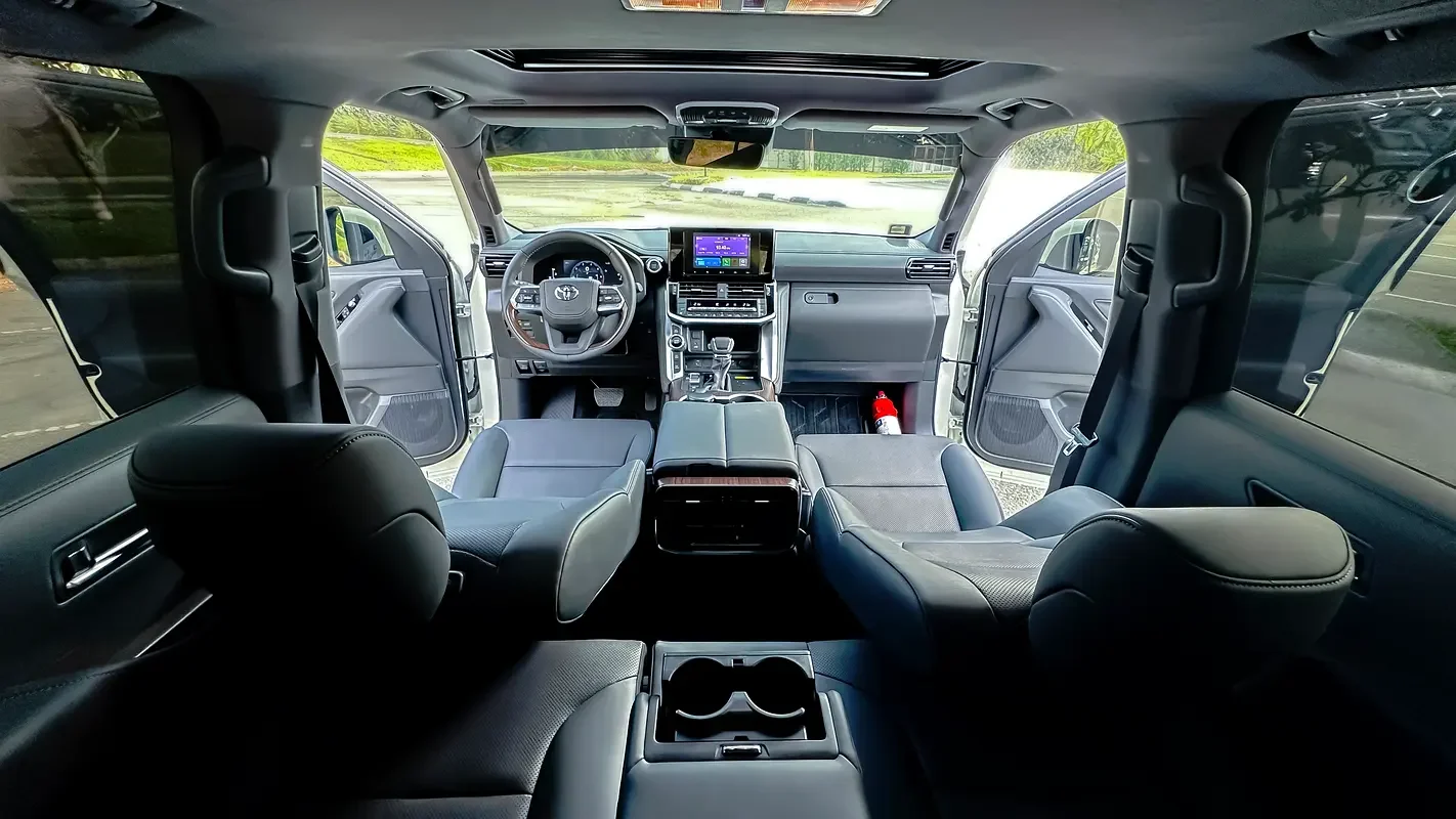 TOYOTA LAND CRUISER 2025