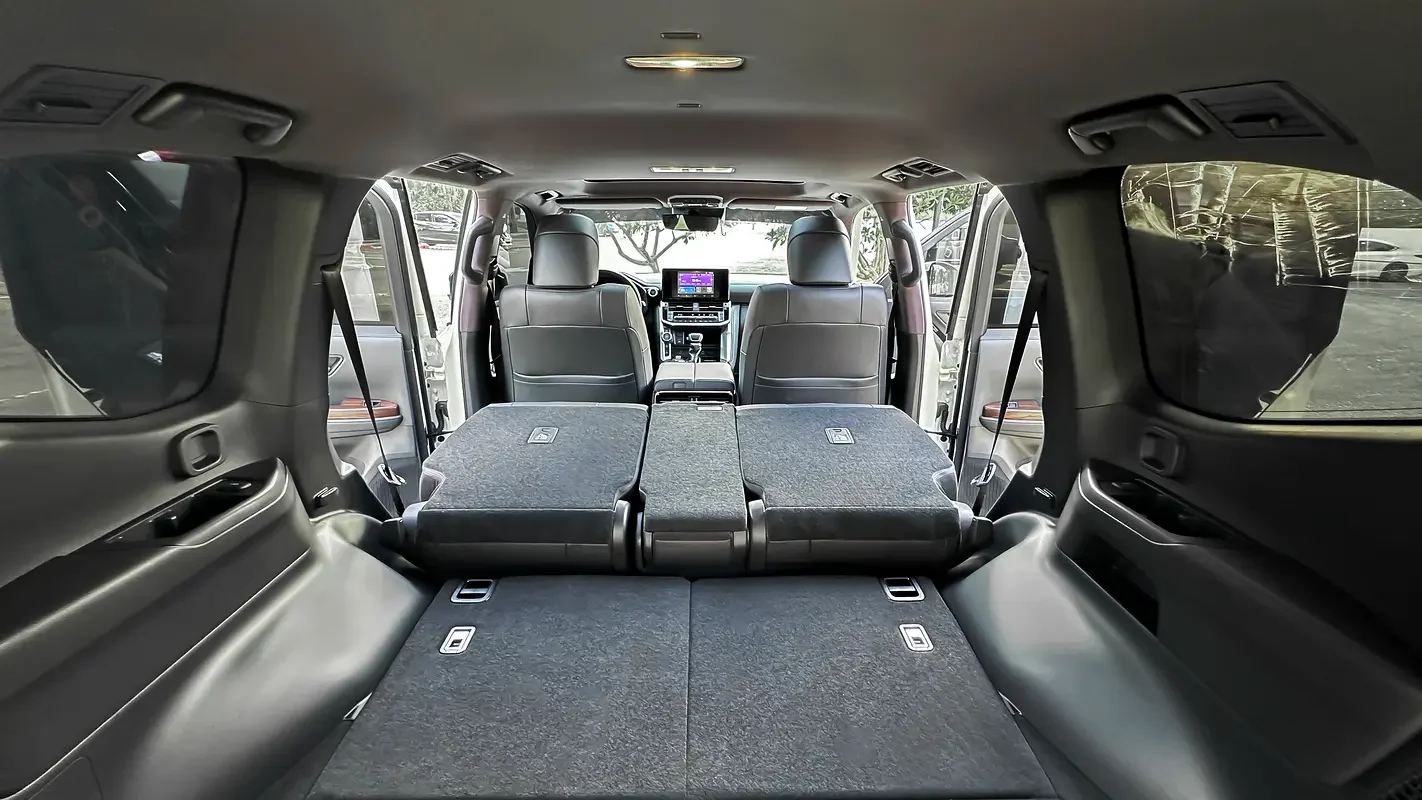 TOYOTA LAND CRUISER 2025