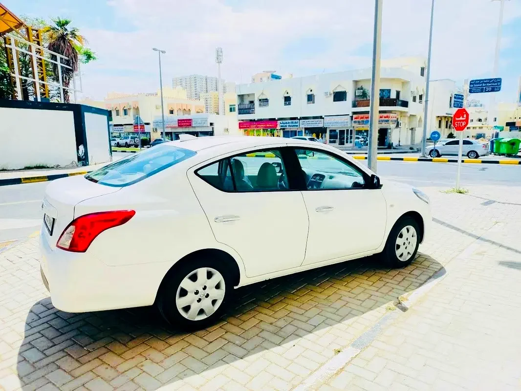 NISSAN SUNNY 2025