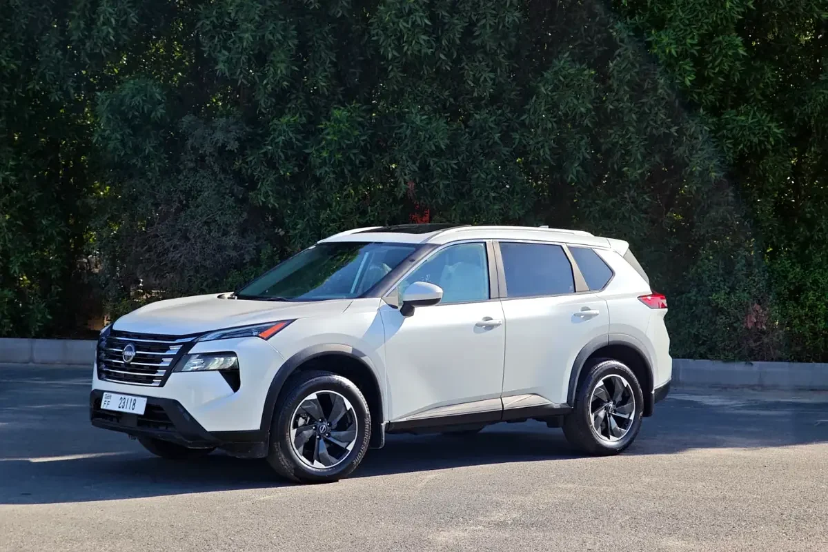 NISSAN ROGUE 2024