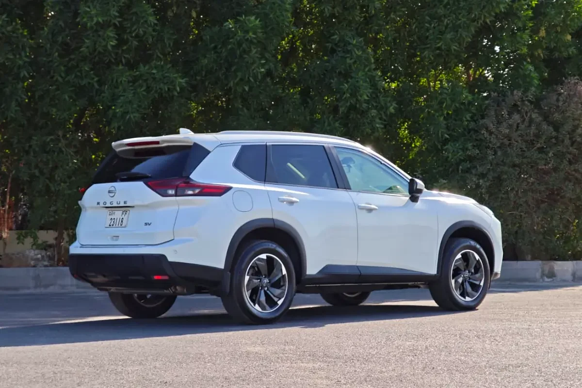 NISSAN ROGUE 2024