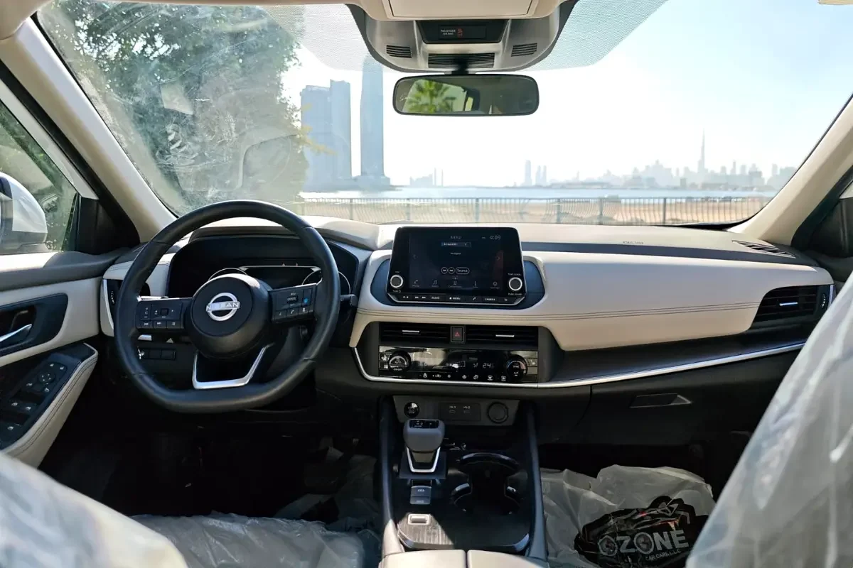 NISSAN ROGUE 2024