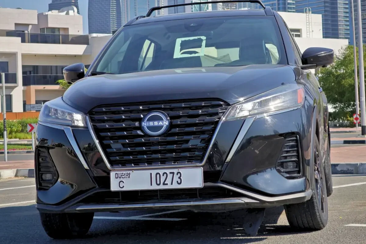 NISSAN KICKS 2023