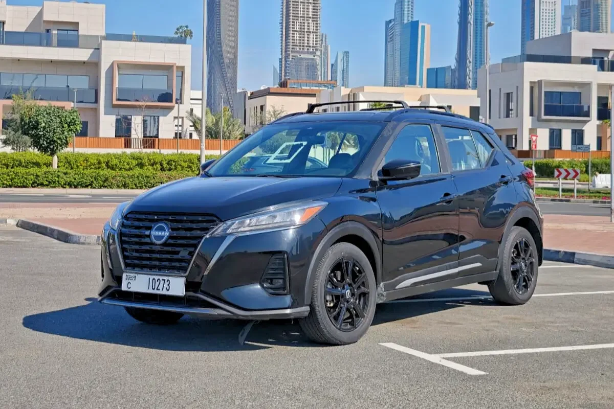 NISSAN KICKS 2023