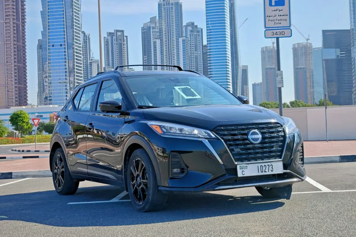 NISSAN KICKS 2023