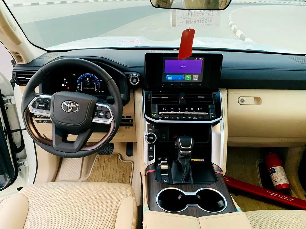 TOYOTA LAND CRUISER 2025
