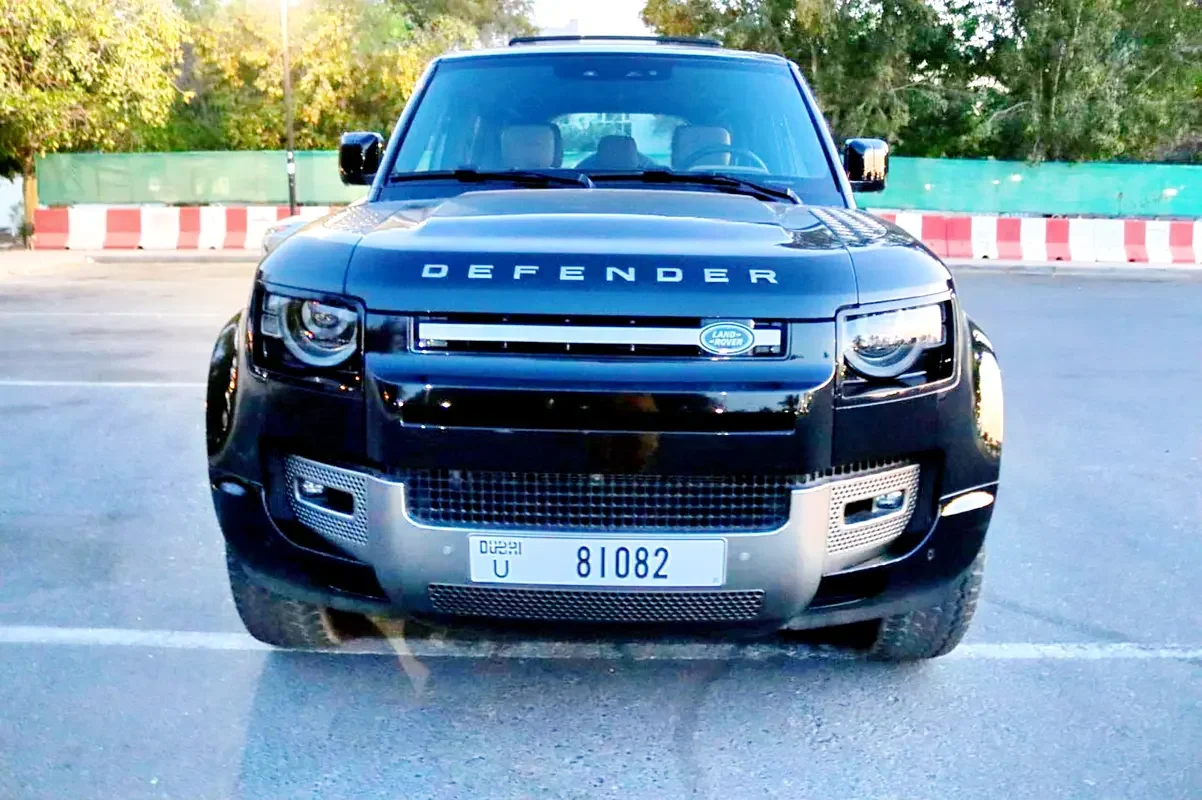 LAND ROVER DEFENDER 2025