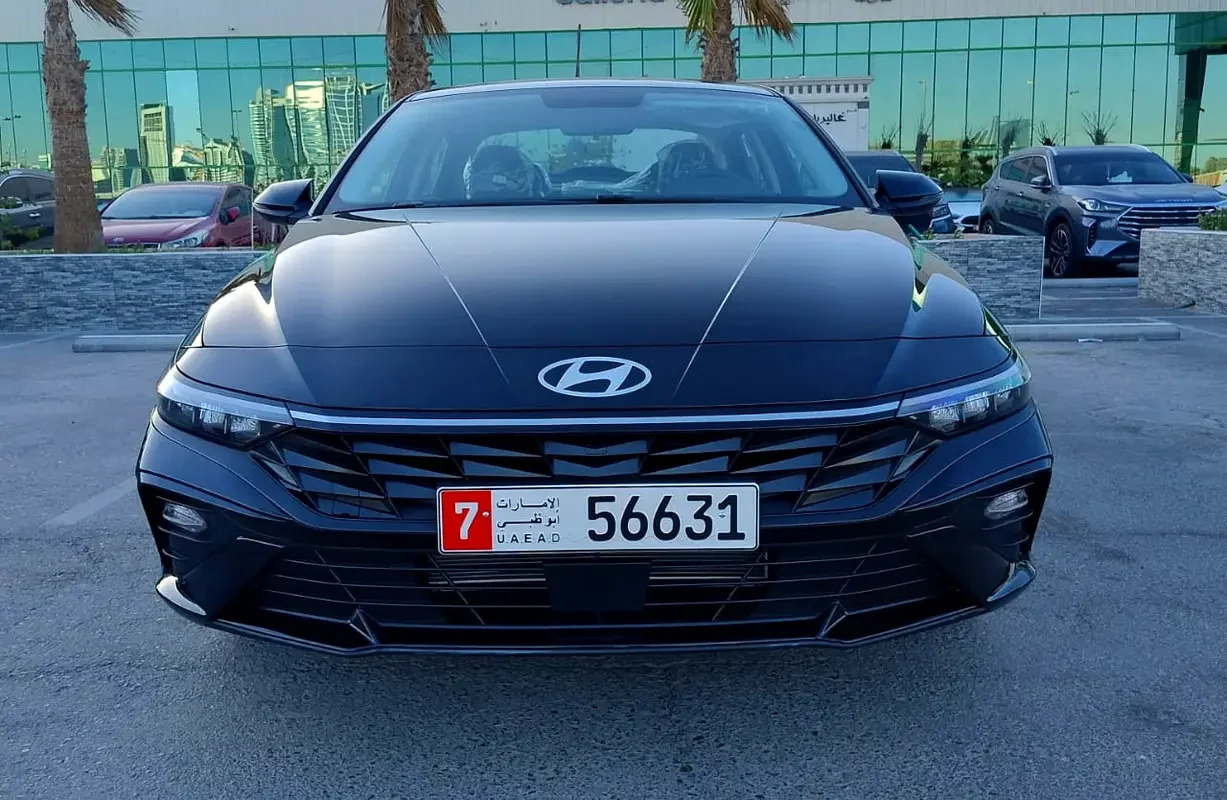 HYUNDAI ELANTRA 2025
