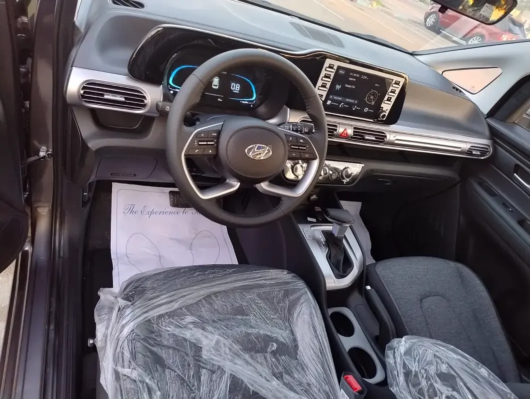 HYUNDAI ELANTRA 2025