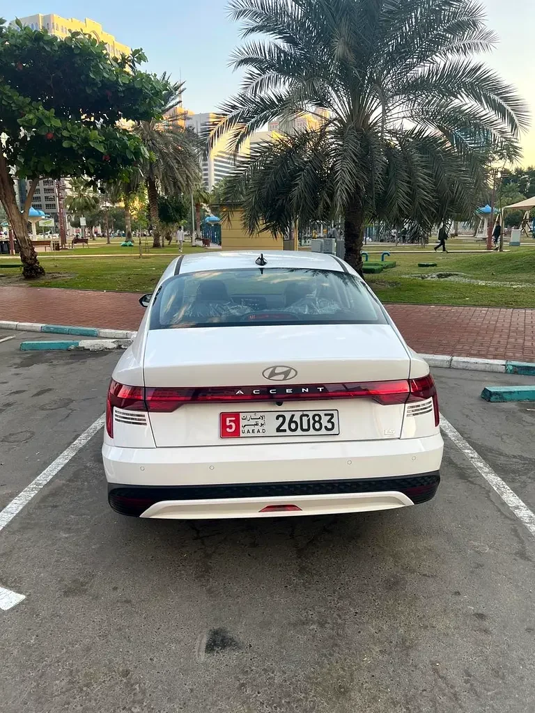 HYUNDAI ACCENT 2025
