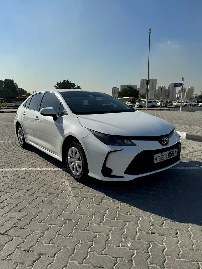 TOYOTA COROLLA 2024