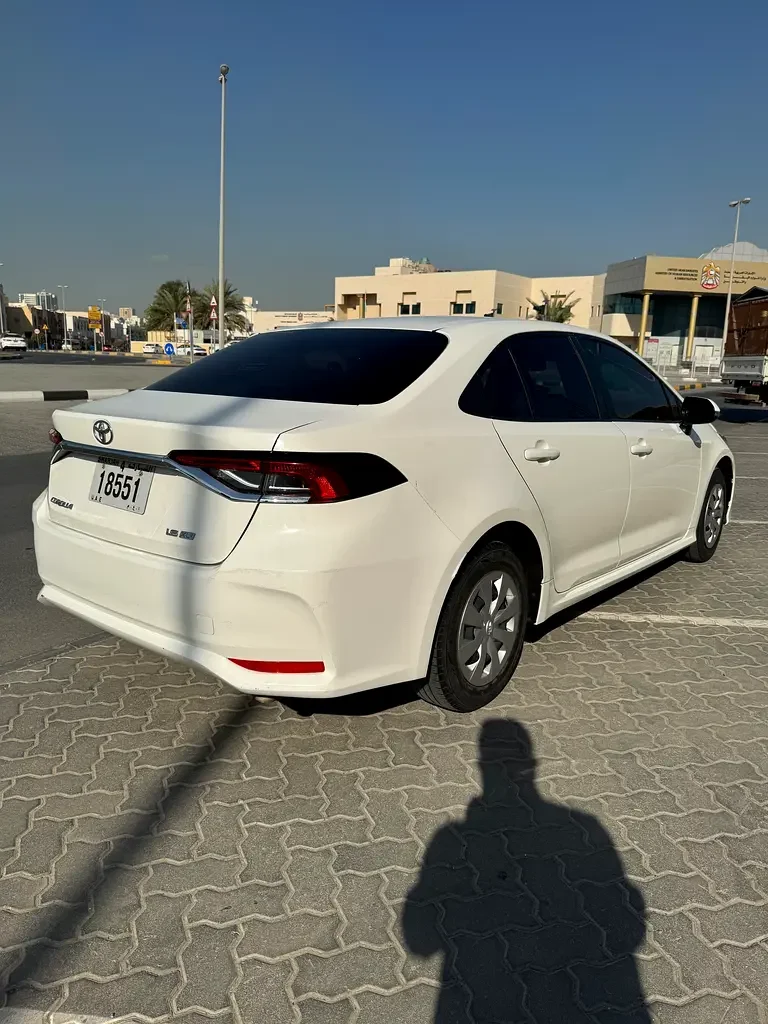 TOYOTA COROLLA 2024