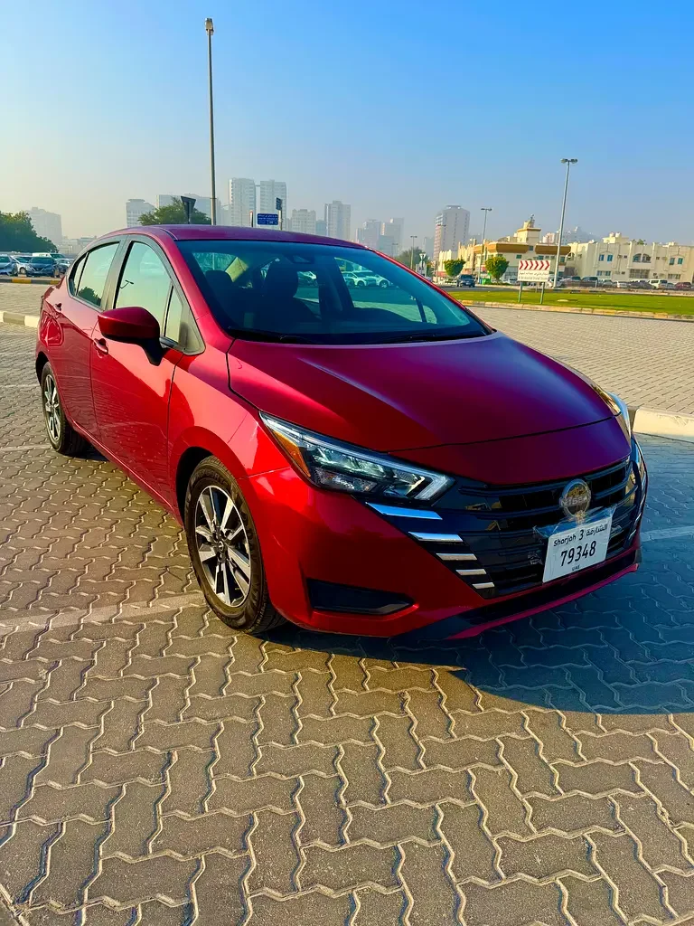 NISSAN VERSA 2025