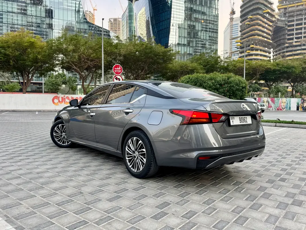 نيسان التيما 2023