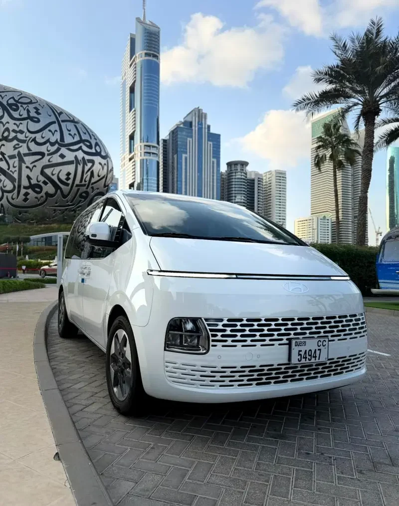 HYUNDAI STARIA 2025