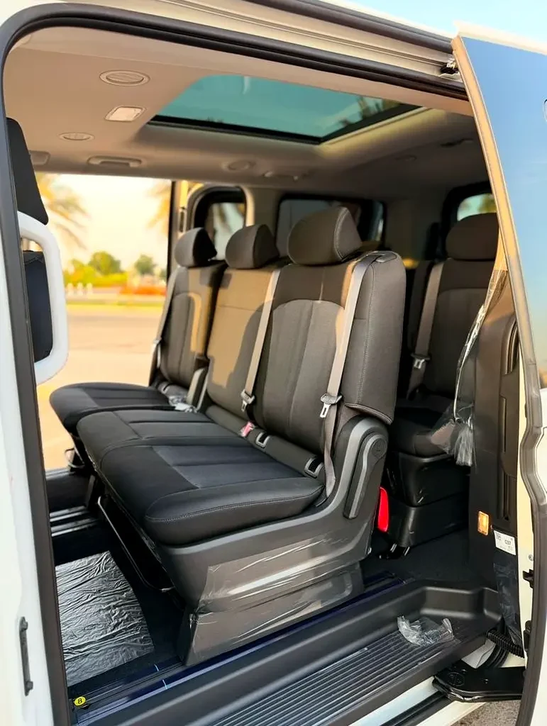 HYUNDAI STARIA 2025