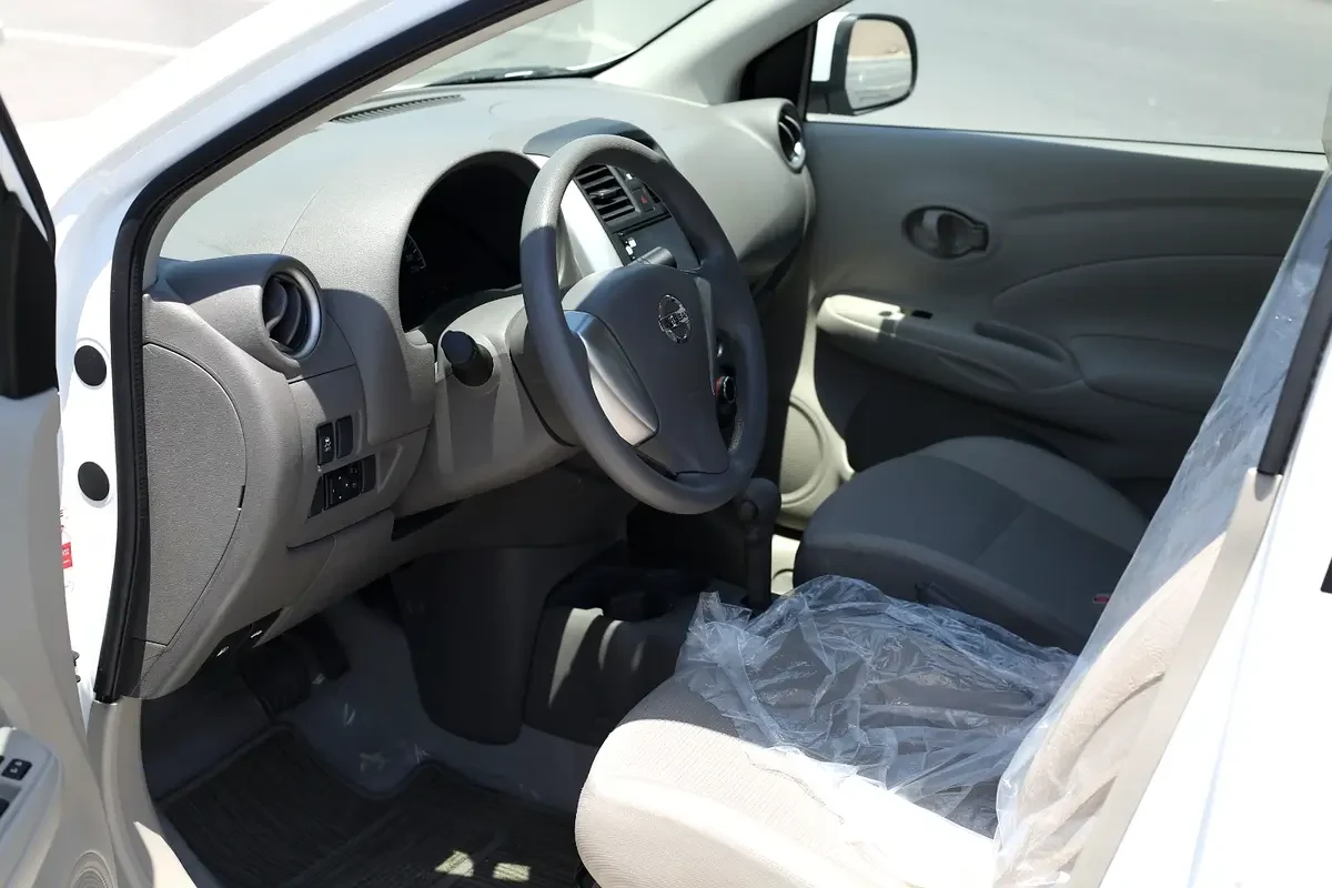 NISSAN SUNNY 2023