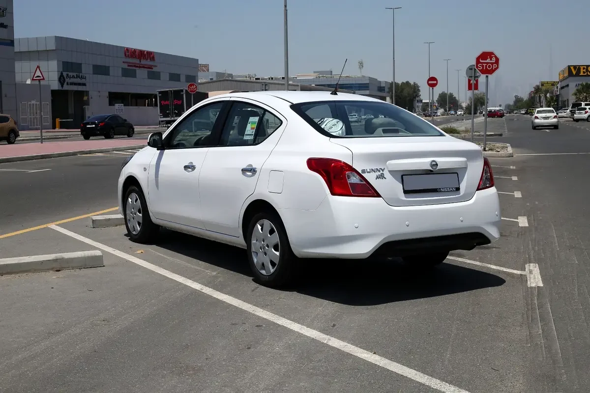 NISSAN SUNNY 2023