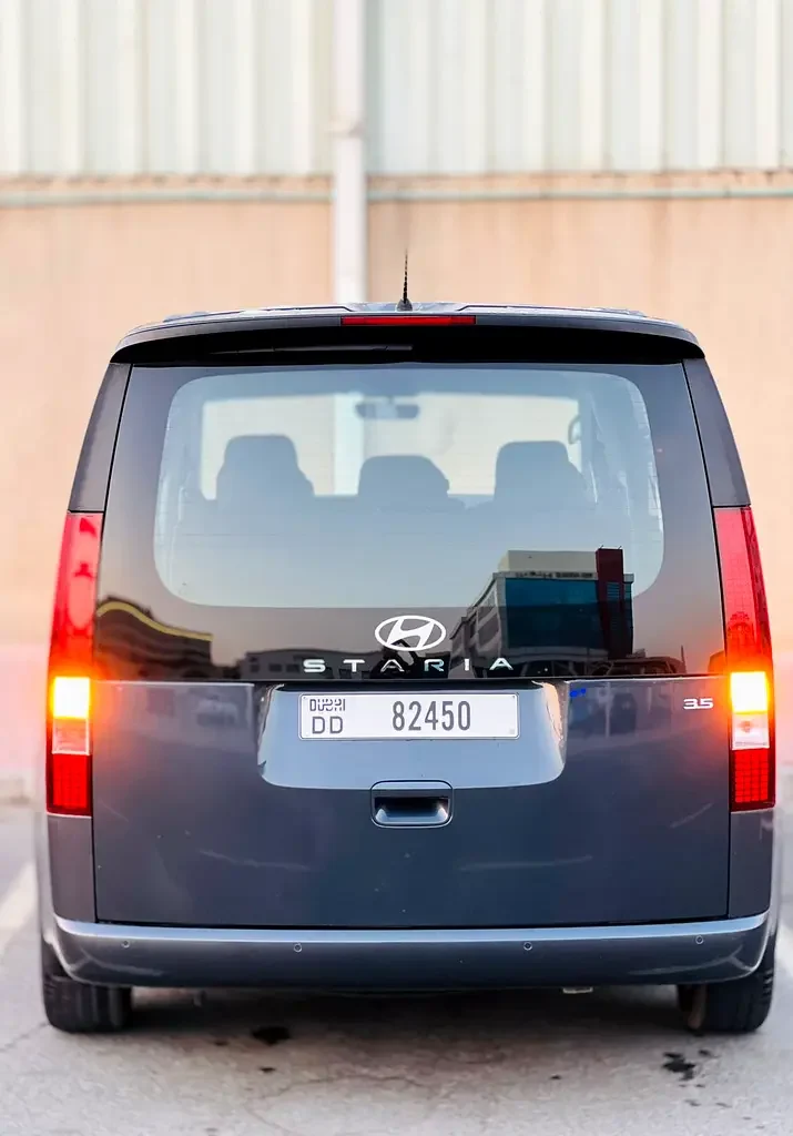 HYUNDAI STARIA 2025
