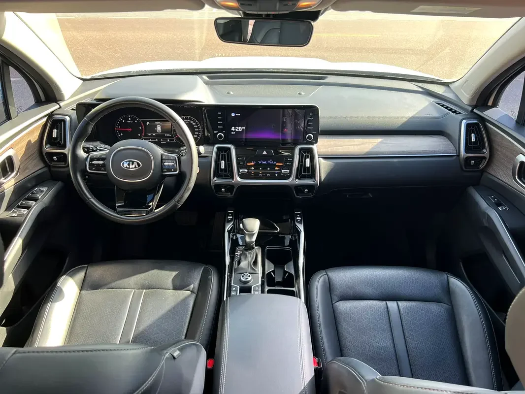 KIA SORENTO 2023